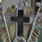 Relíquia da Santa Cruz (Vera Crux), considerada de primeira classe pela íntima relação com a Paixão de Cristo