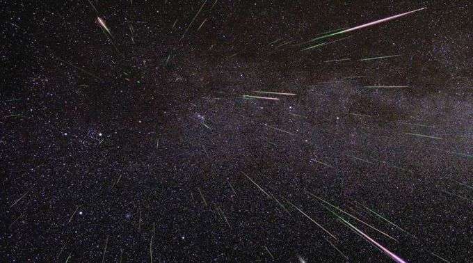 Chuva de meteoros das Perseidas em 2009. Foto: NASA/JPL