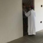 Dom Vasconcelos em sua visita ao Centro Socioeducativo de Sobral. Créditos: Jornal Correio da Semana