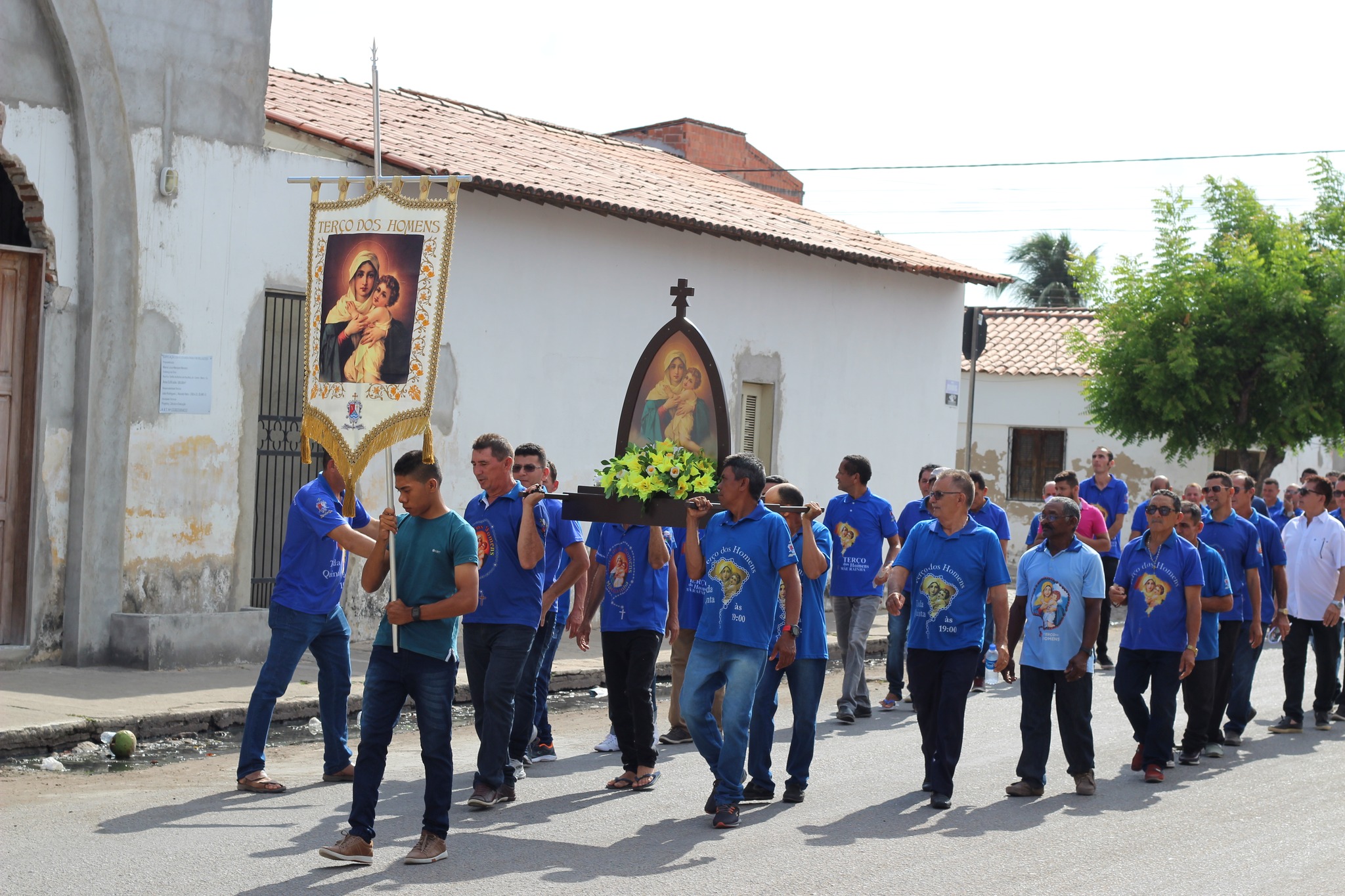 Caminhada do II Encontro do Terço dos Homens da Região Vale do Acaraú. Créditos: PASCOM da Paróquia de São Manuel