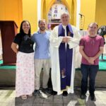 Da esquerda para a direita: Vander Lúcia, Dr. Paolo Vilotta, Mons. Nonato Timbó e Dr. Luís Lira. Créditos: Paróquia de São Manuel